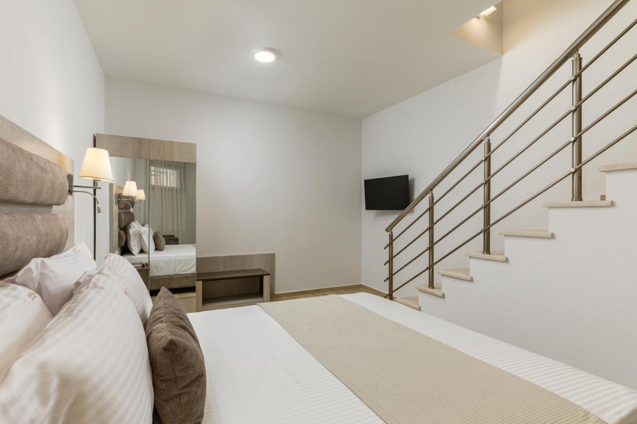 Aria Garden Suites Nikiti  Exteriör bild