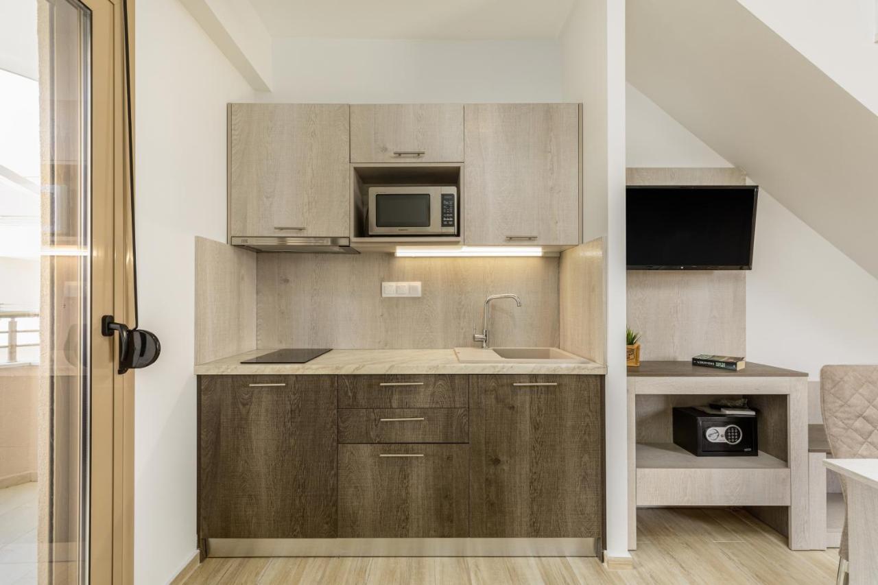 Aria Garden Suites Nikiti  Exteriör bild