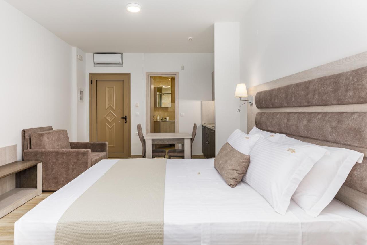 Aria Garden Suites Nikiti  Exteriör bild