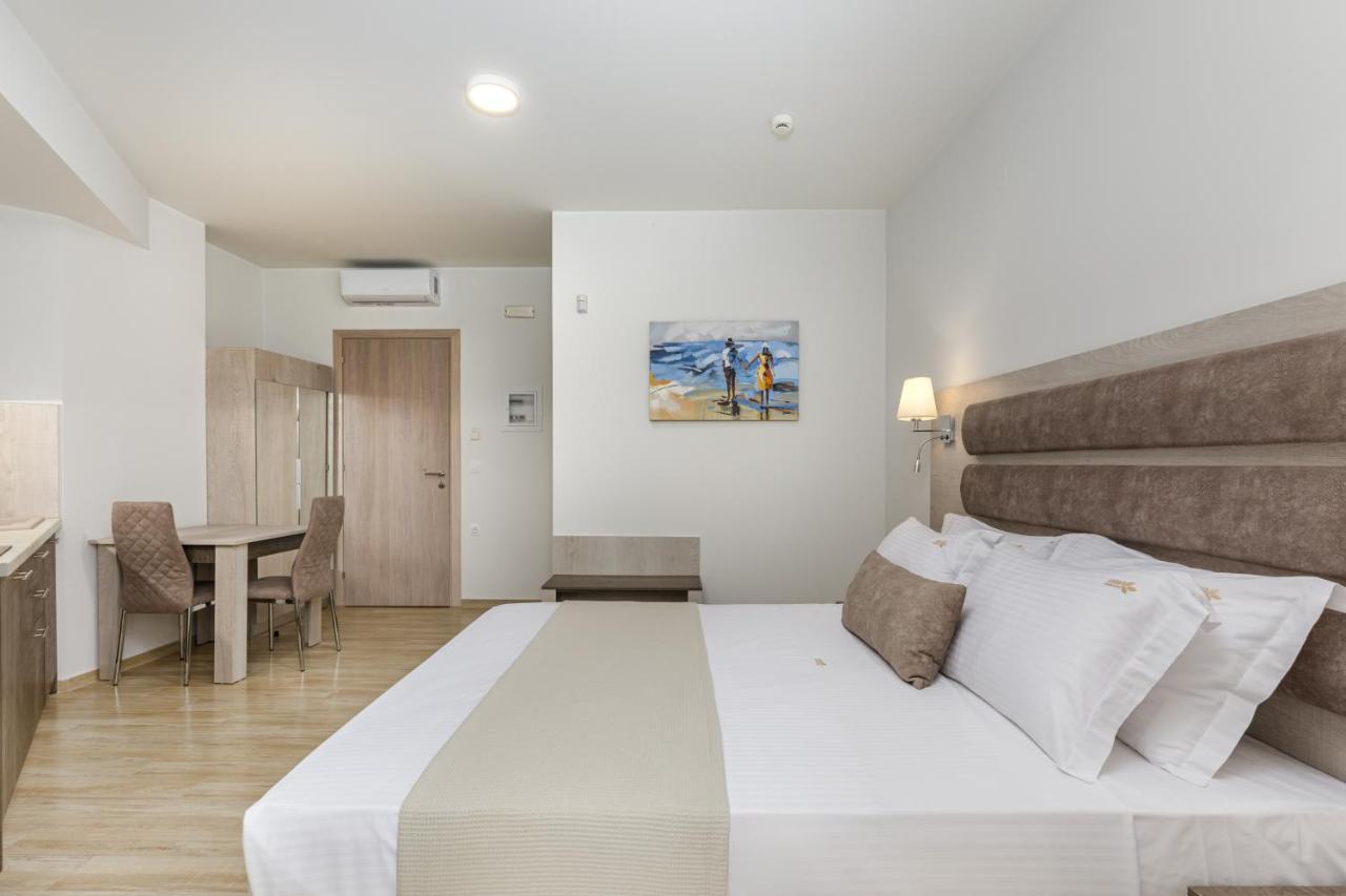 Aria Garden Suites Nikiti  Exteriör bild