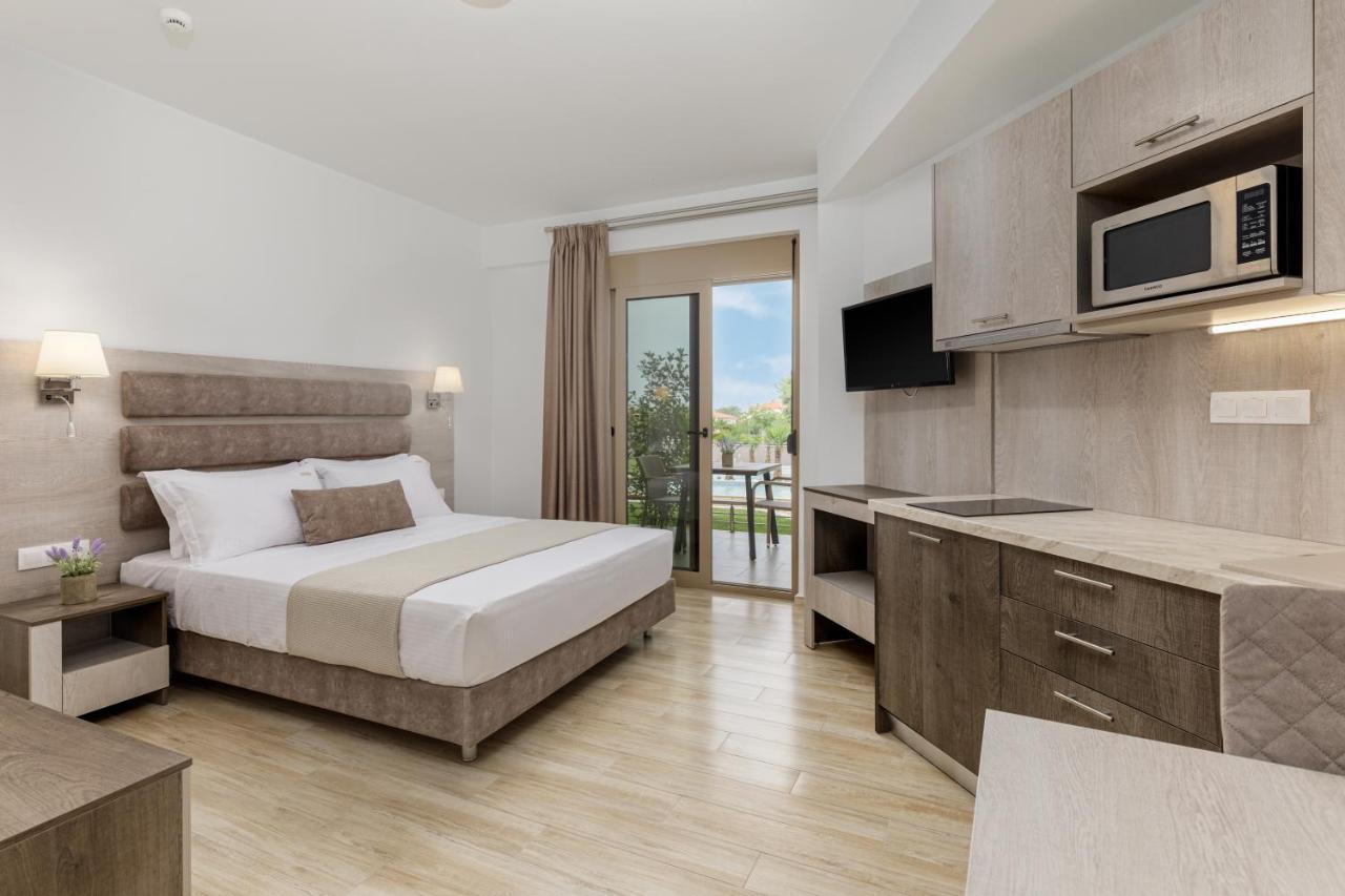 Aria Garden Suites Nikiti  Exteriör bild