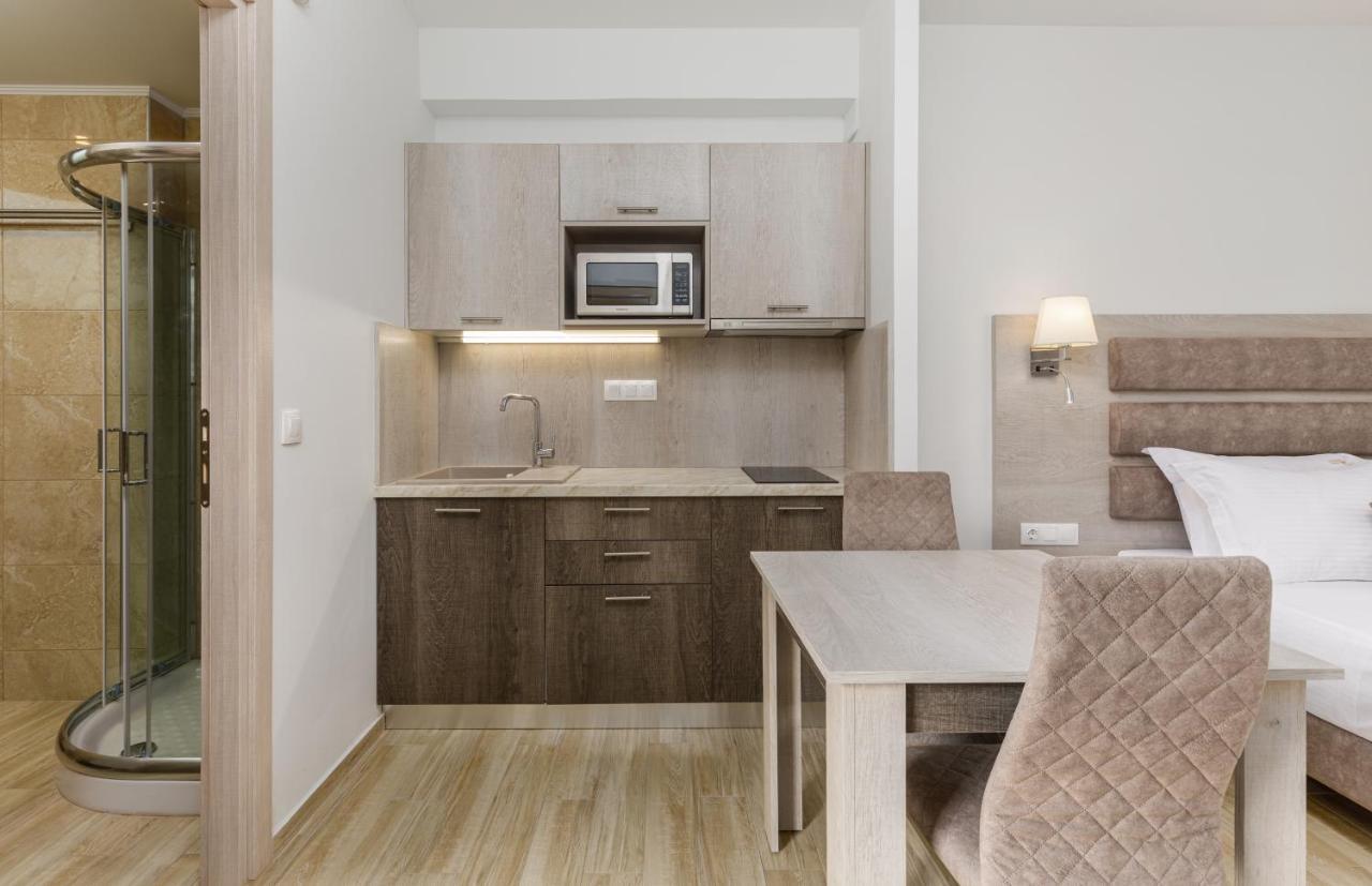 Aria Garden Suites Nikiti  Exteriör bild